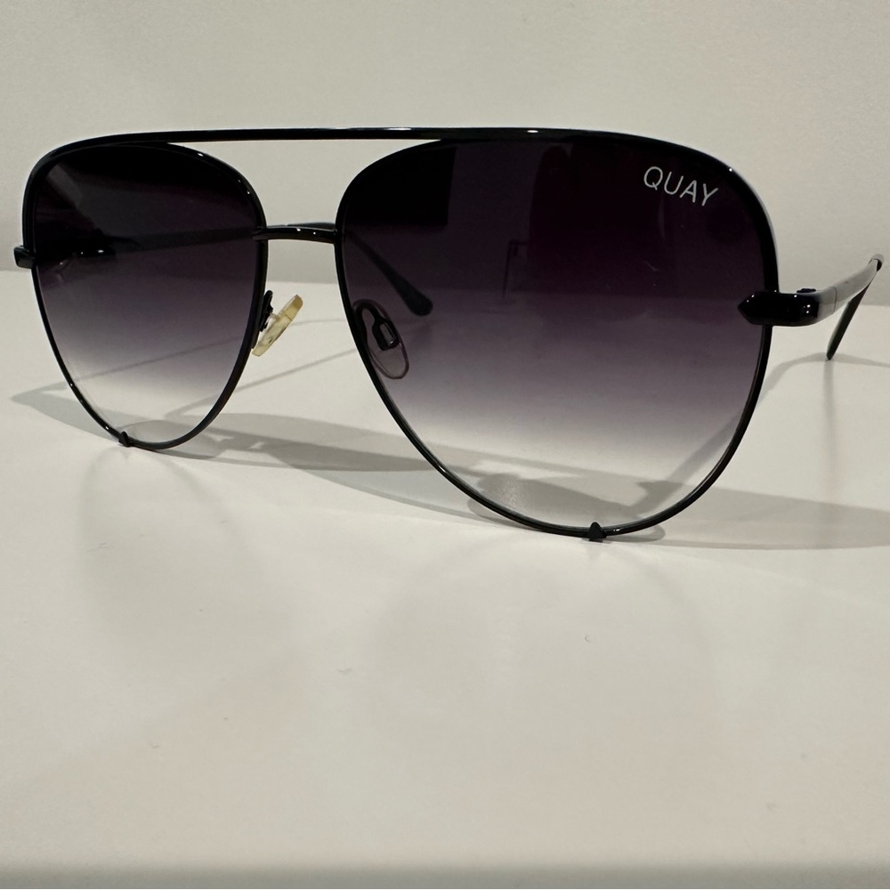Quay Australia Black Frame Gradient Purple Lens Aviator Sunglasses